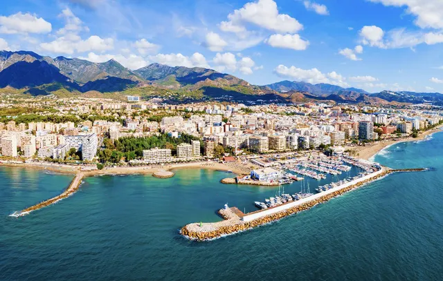 Restaurante 120m² en venta - Marbella — 3