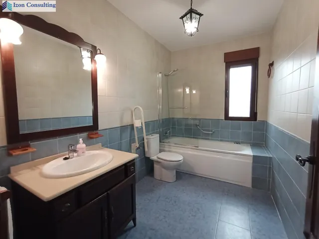 BONITA CASA DE PIEDRA EN ROBLEDO — 12
