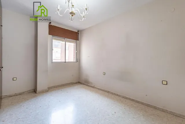 Espacio, luz y comodidad en una vivienda con grandes posibilidades en zona Alcampo — 18