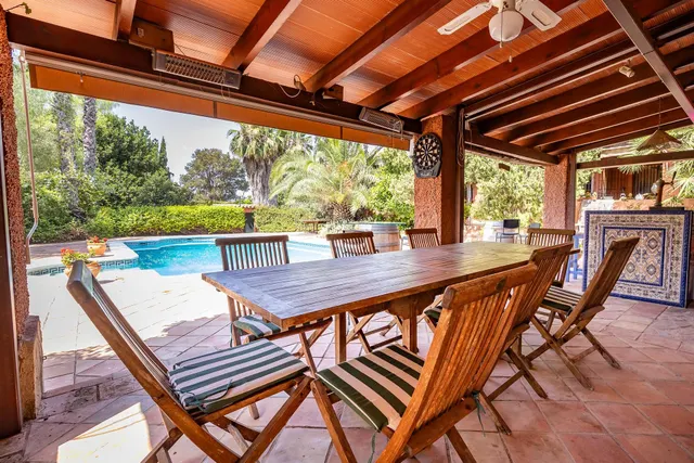 CHALET EN LOS DOLORES — 10