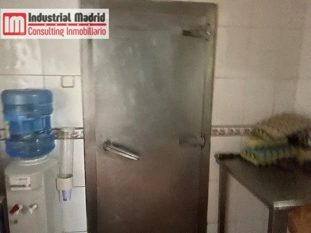 NEGOCIO FUNCIONANDO EN VENTA O ALQUILER — 7