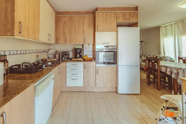 CASA ESQUINERA EN VENTA EN ROQUETES (TARRAGONA) — 2