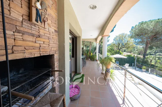 Encantadora villa con piscina y vistas panorámicas en Calonge Costa Brava — 20