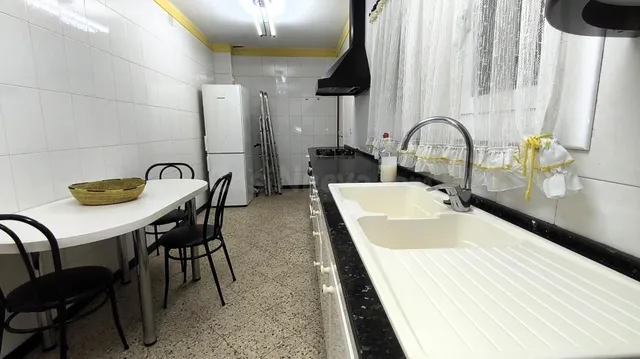 ¡AMPLITUD, LUZ Y 4 habitaciones EN GRANOLLERS! - foto 4