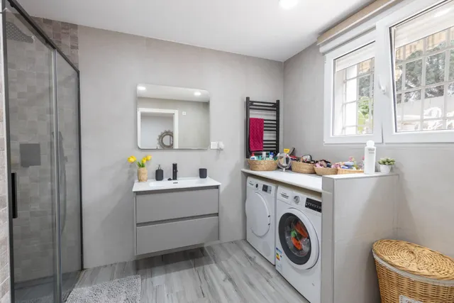 ¡¡EXCLUSIVA VIVIENDA DE ALTO STANDING EN UNA PARCELA DE 3.166 m2 EN ALHENDIN!! — 40
