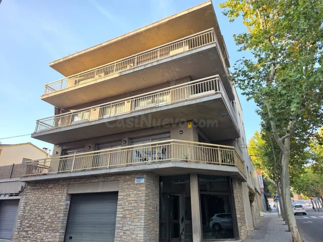 VENTA ÁTICO EN IGUALADA ZONA BALMES 6 habitaciones, TERRAZA 