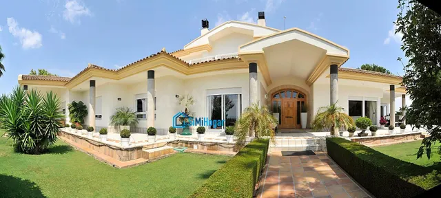 Un Refugio de Lujo: Exclusividad en un Entorno Bucólico - foto 2