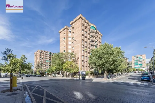 PISO CON GARAJE EN AV. PULIANAS — 34