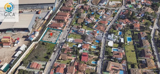 Parcela urbana segregable para vivienda unifamiliar en Calle
