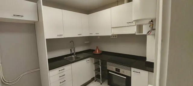 PISO ALQUILER EN CIUTAT VELLA — 8