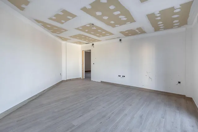 OBRA NUEVA EN LOJA — 3