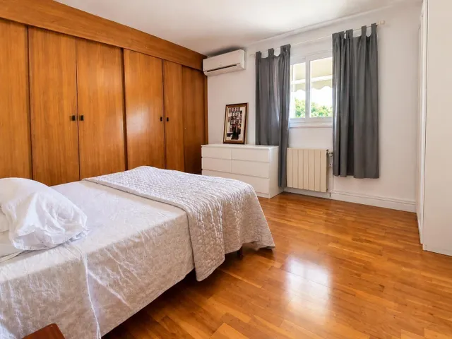 Villa con piscina y parcela de 2.075 m2 en Ses Rotgetes, cerca de Palma — 11