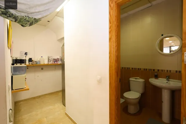 Local comercial en venta – opción conjunta o por separado — 21