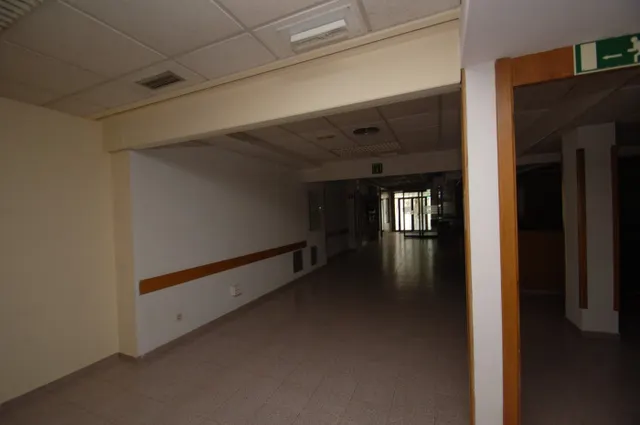 LOCAL COMERCIAL a IGUALADA a la zona del BARRI DE MONTSERRAT — 11