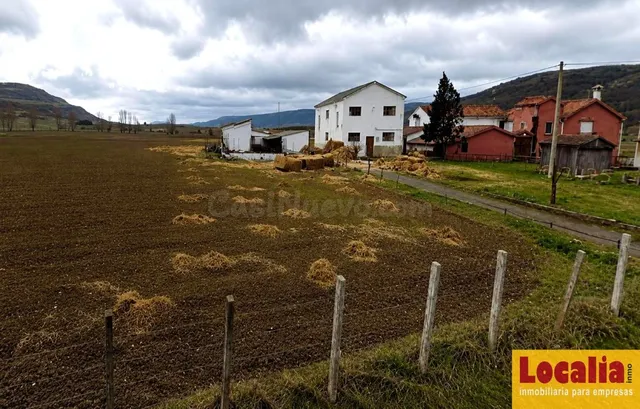 Extenso terreno en Pomar de Valdivia, Palencia — 2