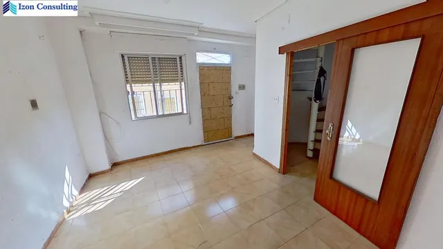 CASA DE 3 habitaciones EN LIÉTOR — 2