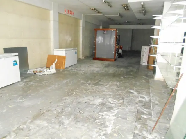 Local comercial 120m² en alquiler - Oliva nova - foto 2