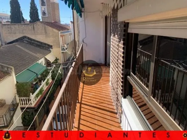 EST / Piso de TRES dormitorios en Chana - foto 5