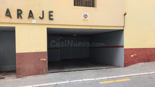 plazas de aparcamiento — 4