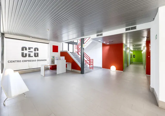 OFICINA EN EL CENTRO DE EMPRESAS GRANADA — 7