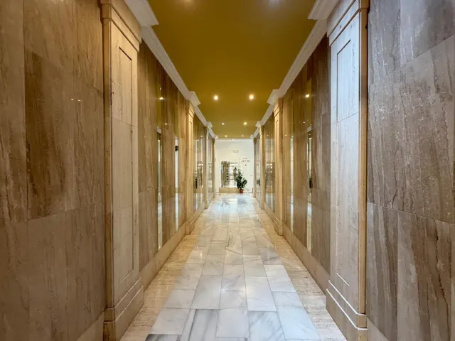 Ático con vistas al mar en av. de las habaneras con vistas al mar. 2 dorm. 1 baño. superficie de 79 m2. — 45