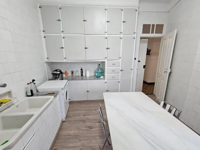 OPORTUNIDAD!!! SE VENDE PISO EN EL CENTRO DE RIBADAVIA - foto 2