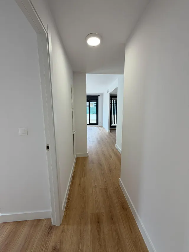 Moderna Planta Baja en Mairena del Aljarafe con Amplio Patio y Excelentes Comodidades — 21