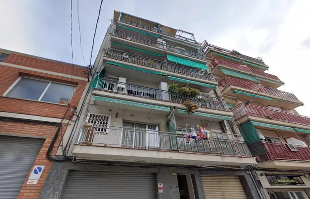 SE VENDE ATICO EN TERRASSA - foto 2