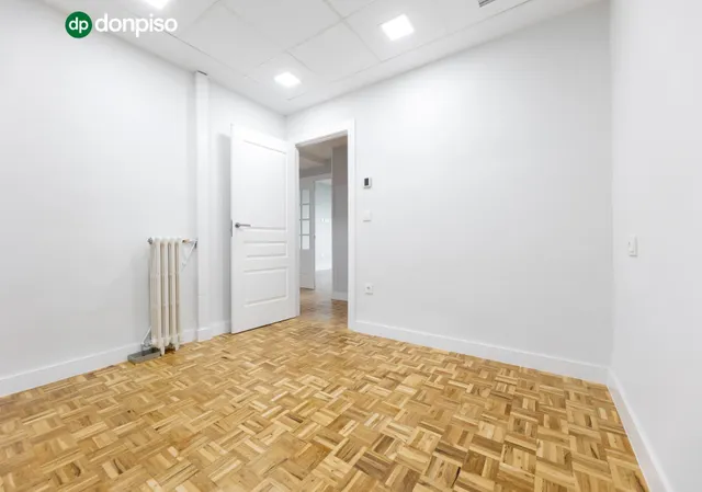 PISO DE 5 DORMITORIOS EN CALLE RECOGIDAS — 21