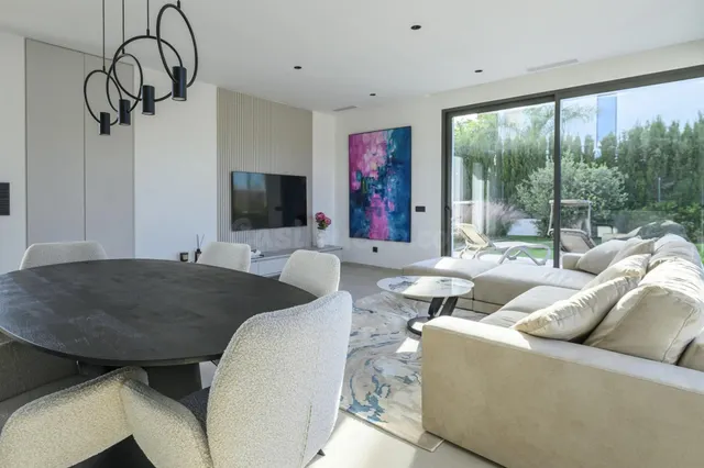 Villa exclusiva de 3 dormitorios a la venta en el prestigios - foto 4