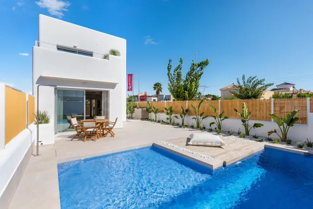 Nueva villa con piscina privada