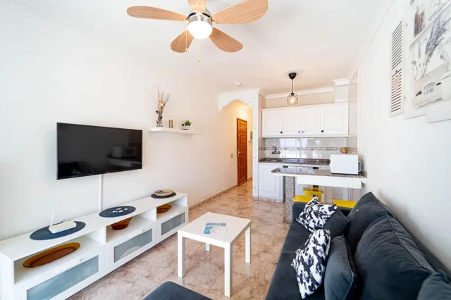 Acogedor apartamento con terraza y vistas al mar en el complejo Richmond — 11