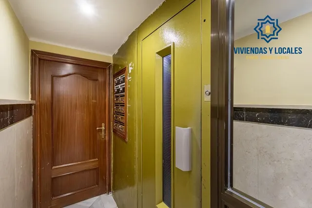 GRAN PISO EN CALLE RECOGIDAS — 34