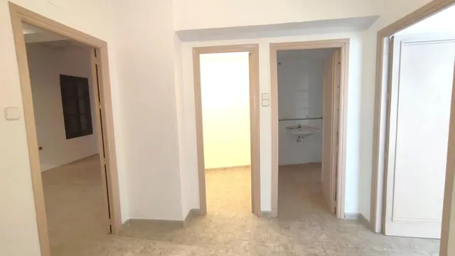 LOCAL DESTINADO PARA OFICINAS EN ZONA PRIVILEGIADA (NO VIVIENDA) — 7
