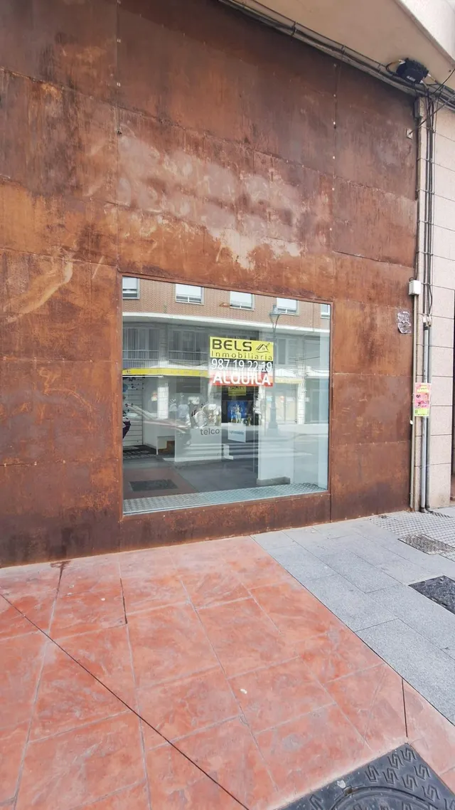 ¡OPORTUNIDAD ÚNICA DE ALQUILER EN EL CORAZÓN DE PONFERRADA!  🏙️✨ — 4