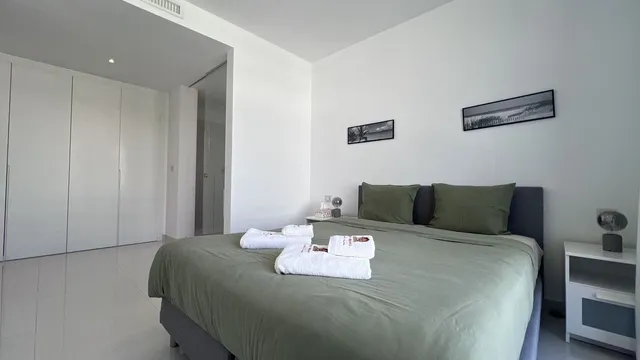 Ático 3 habitaciones 134m² en venta - Zona Las Mesas — 14
