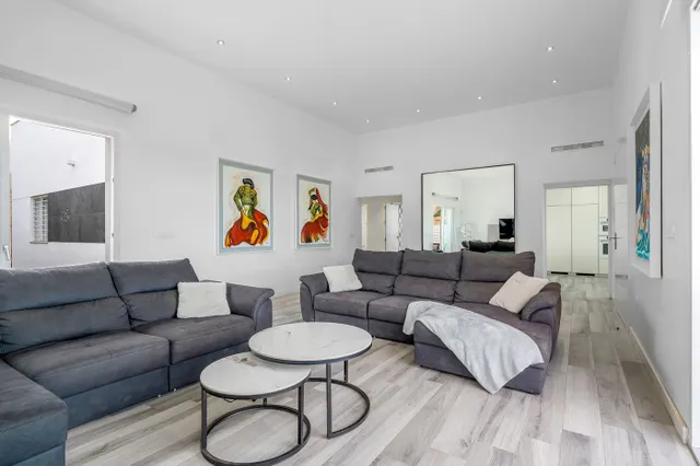 Chalet 4 habitaciones 216m² en venta - Pueblo 3 — 28