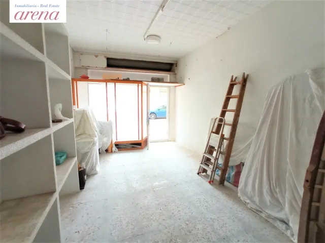 LOCAL COMERCIAL EN ALMIRANTE ANTEQUERA — 5