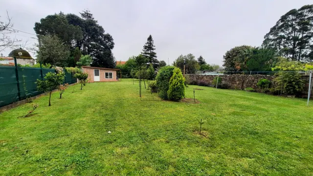 Chalet adosado con finca en Neda — 36