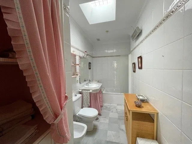 CASA EN EL CENTRO DE SANLUCAR — 20