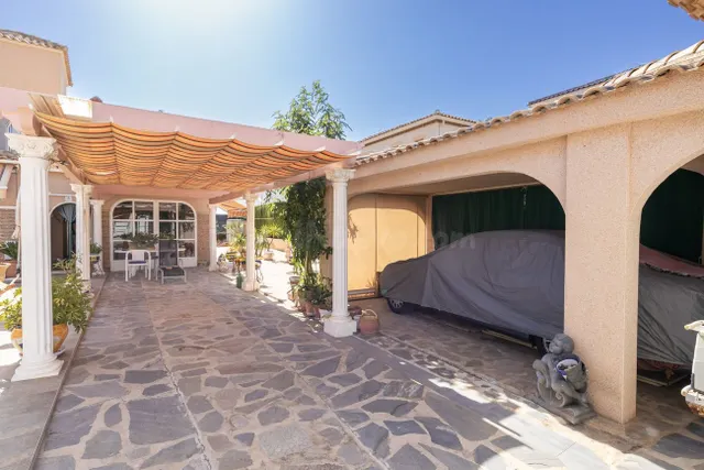 Villa 4 habitaciones 180m² en venta - Lomas de Cabo Roig - foto 3