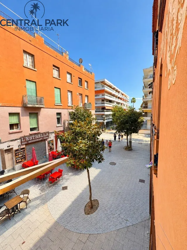 Vivienda en el centro de Salou, junto al paseo Miramar y club Náutico. — 7