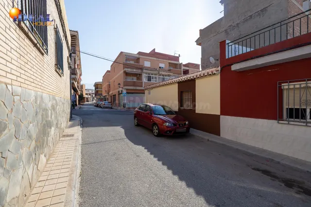 Casa independiente en Motril de dos dormitorios - foto 3