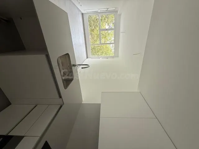 Benimaclet.Vivienda en alquiler vacia y con electrodoméstico - foto 4