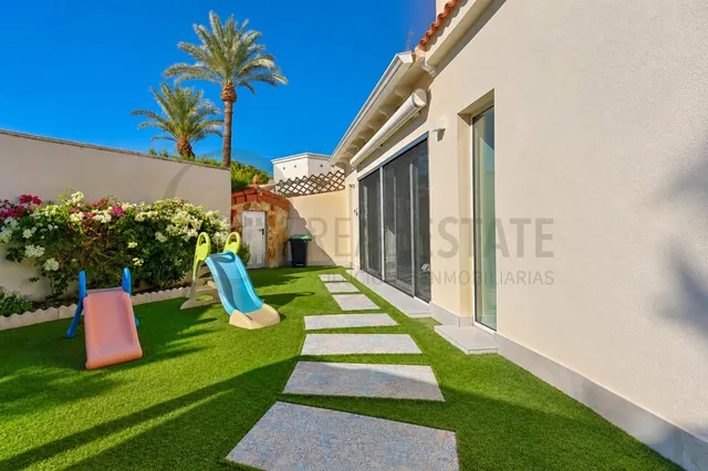 Espectacular chalet de esquina de diseño contemporáneo junto - foto 4