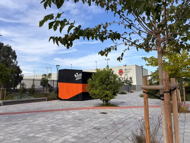 Magnifico piso en residencial junto al Roig Arena — 36