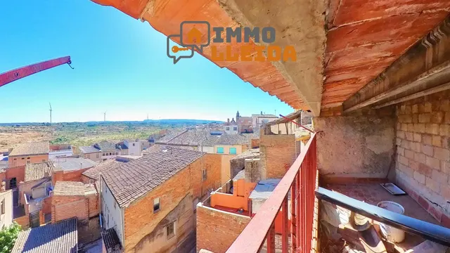 OPORTUNIDAD Casa en La Granadella con patio - foto 5