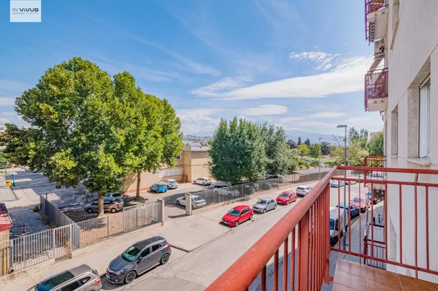 ALQUILER DE PISO DE 4 DORMITORIOS EN EL BARRIO DE ALBAYDA TOTALMENTE AMUEBLADO Y EQUIPADO Y CON PLAZA DE  GARAGE INCLUIDA — 7
