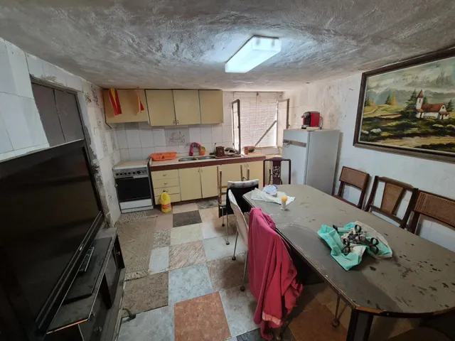 Se vende campo cueva en Petrer — 24