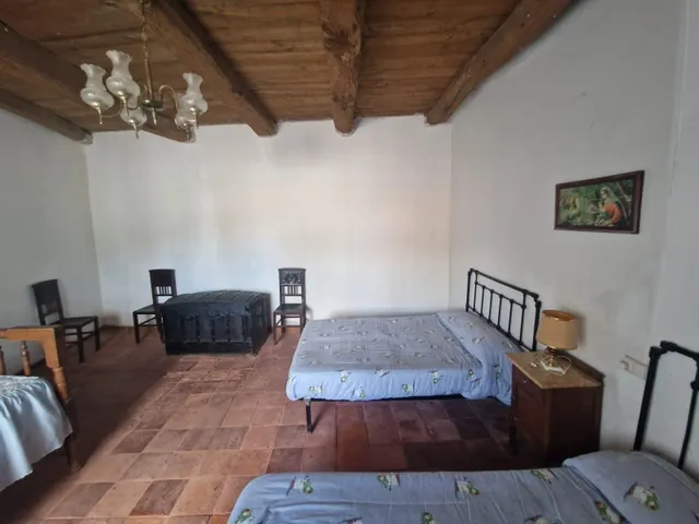 SE VENDE CASA A 2 KMS DE VALENCIA DE DON JUAN, PARCELA 479 M2, 168 M2 DE VIVIENDA. 3 habitaciones. — 15